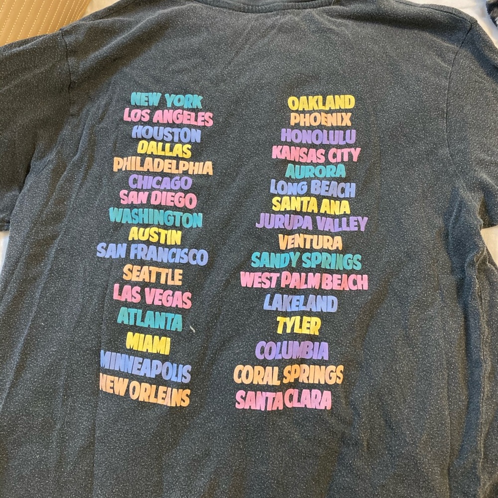 Urban outfitters 1990 tee